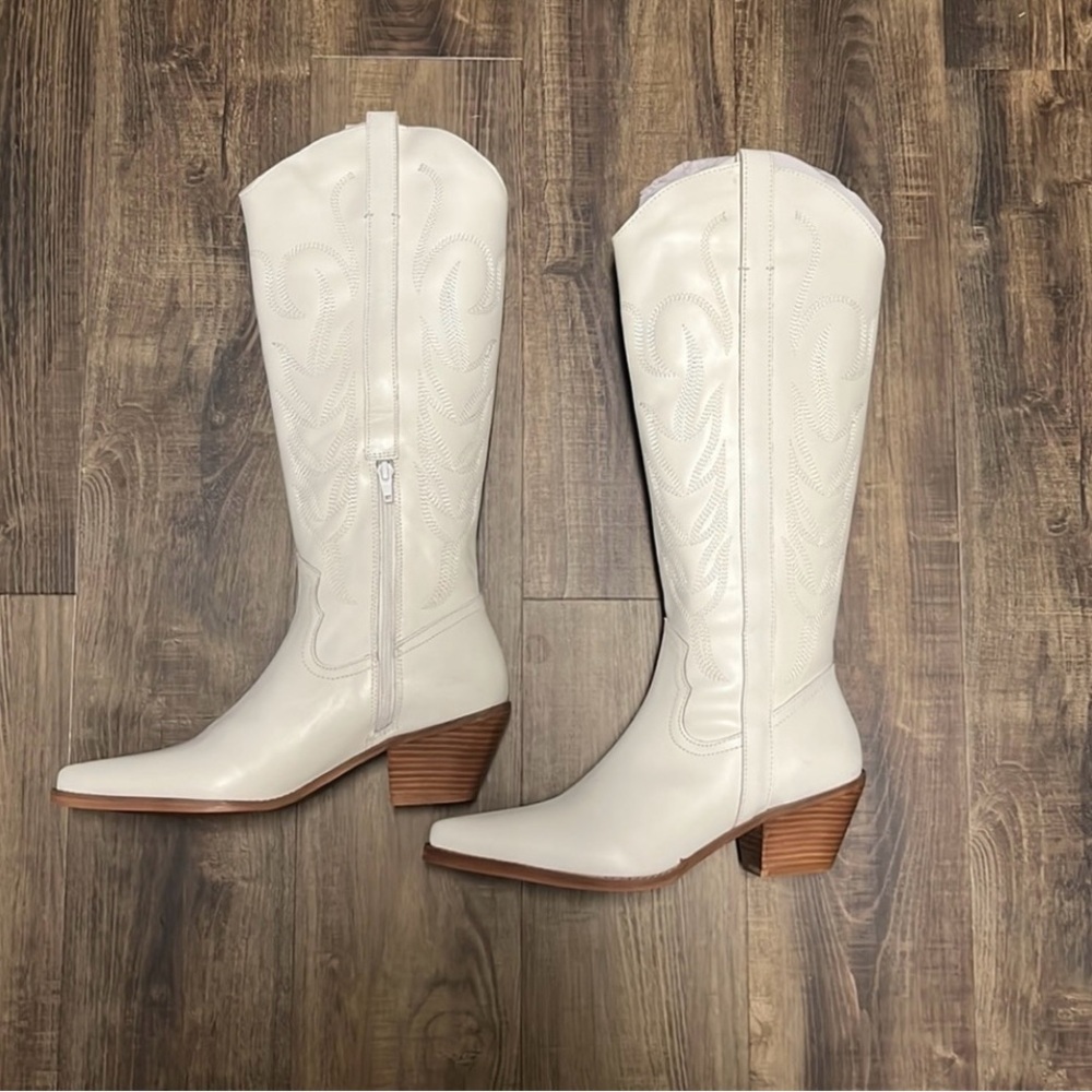 Coconuts  White Western Boots